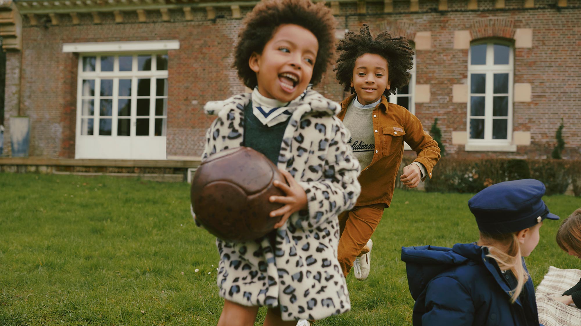 メゾン・ボンポワンがフレンチシックなメリノウールの子供服を発表| ザ